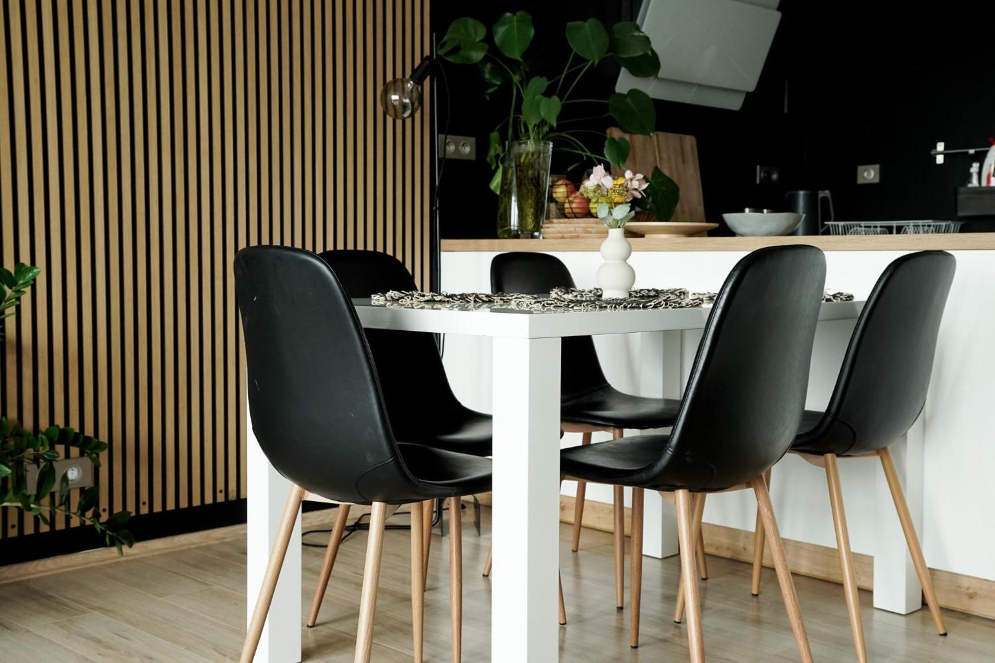Urban Zenhouse No.2 - Breakfast Included Apartamento Bratislava Exterior foto